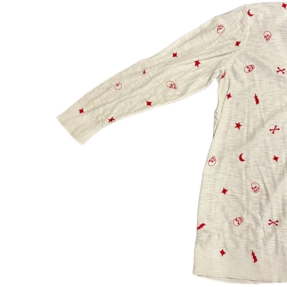 TORRID Cardigan Skulls Lightning Bolt Star Crossbones, size 2x, white and red - Picture 16 of 16